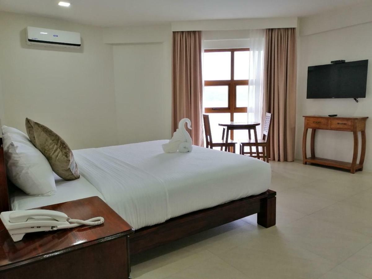 Nirvana Resort Пуерто Галера Екстериор снимка